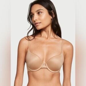 Victoria’s Secret BODY BY VICTORIA Perfect Shape Push-Up Smooth Bra
